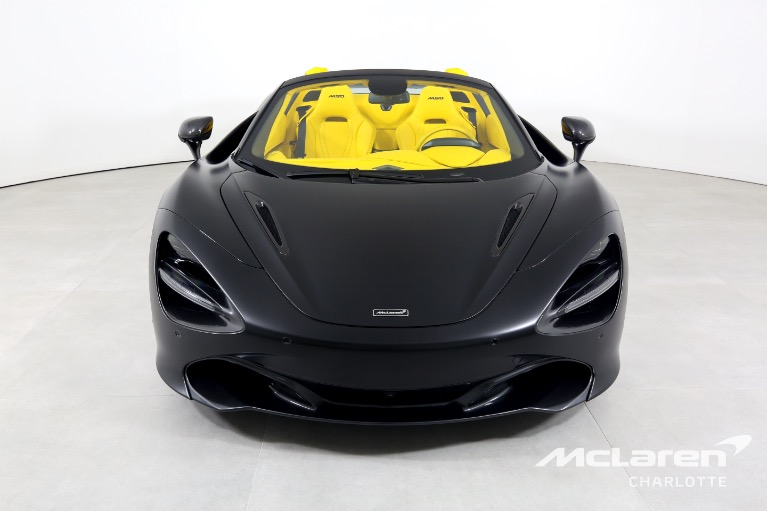 Used-2022-McLaren-720S-Spider-Performance