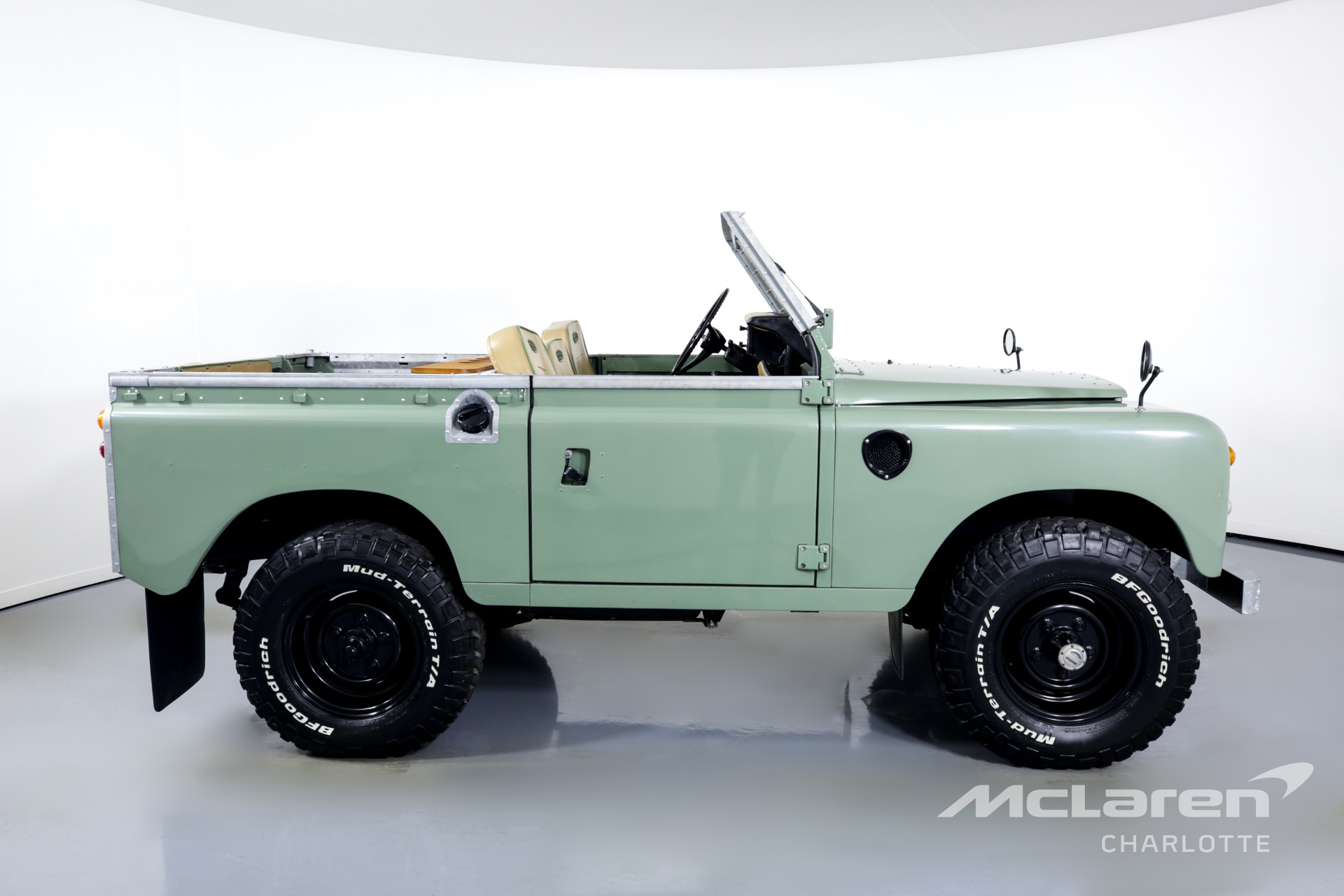 Used 1973 LAND ROVER DEFENDER | Charlotte, NC