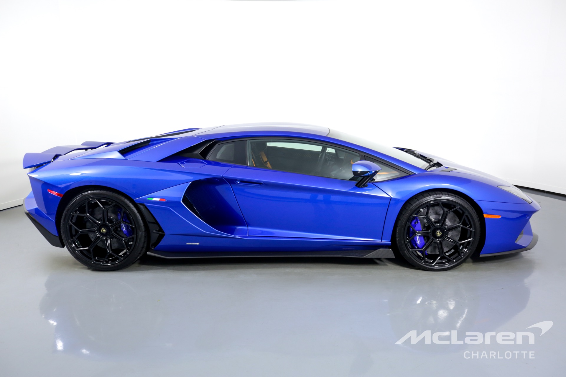 Used 2022 LAMBORGHINI AVENTADOR ULTIMAE | Charlotte, NC