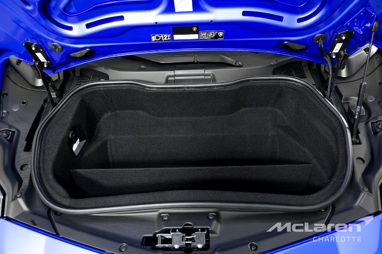 Used-2022-LAMBORGHINI-AVENTADOR-ULTIMAE