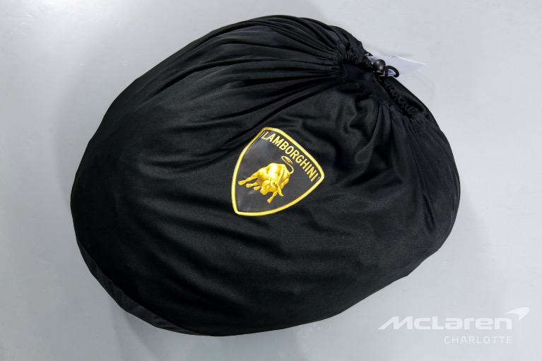 Used-2022-LAMBORGHINI-AVENTADOR-ULTIMAE