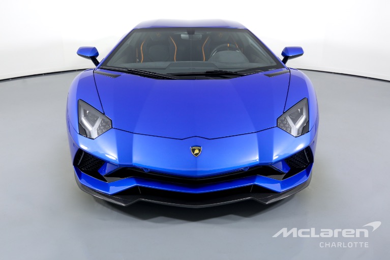 Used-2022-LAMBORGHINI-AVENTADOR-ULTIMAE