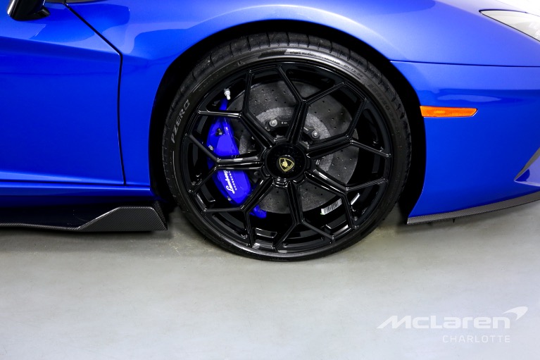 Used-2022-LAMBORGHINI-AVENTADOR-ULTIMAE