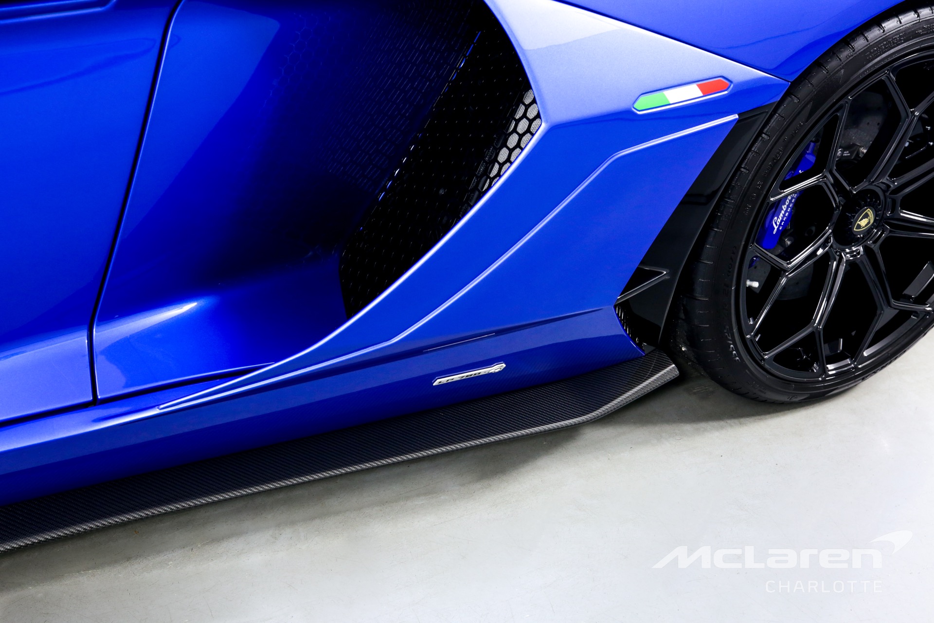 Used 2022 LAMBORGHINI AVENTADOR ULTIMAE | Charlotte, NC