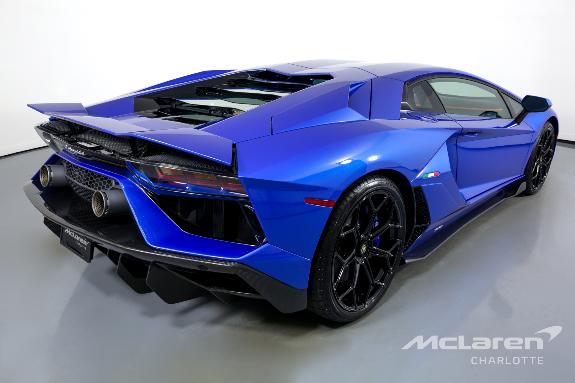 Used 2022 LAMBORGHINI AVENTADOR ULTIMAE | Charlotte, NC