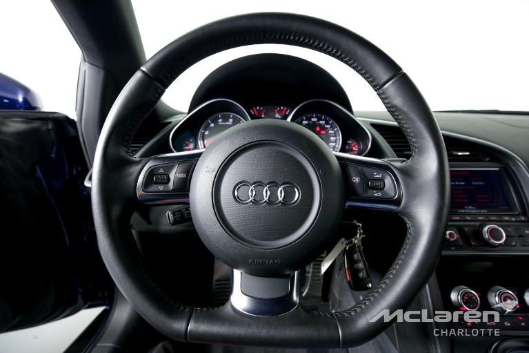 Used-2009-Audi-R8-quattro