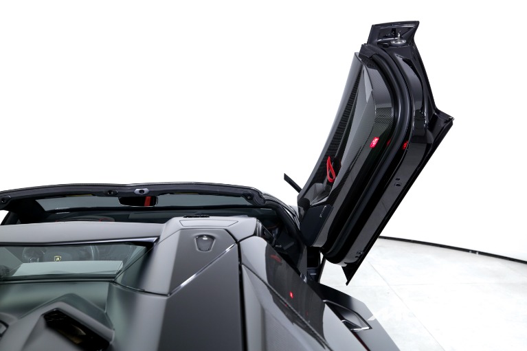 Used-2021-Lamborghini-Aventador-LP-770-4-SVJ