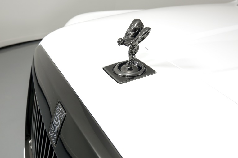 Used-2022-Rolls-Royce-Black-Badge-Cullinan-Black-Badge