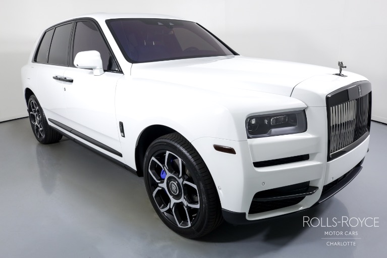 Used-2022-Rolls-Royce-Black-Badge-Cullinan-Black-Badge