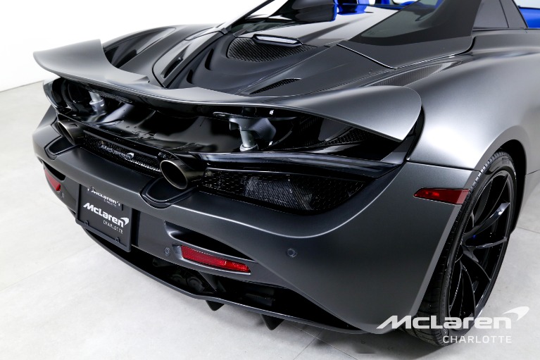 Used-2022-McLaren-720S-Spider-Performance