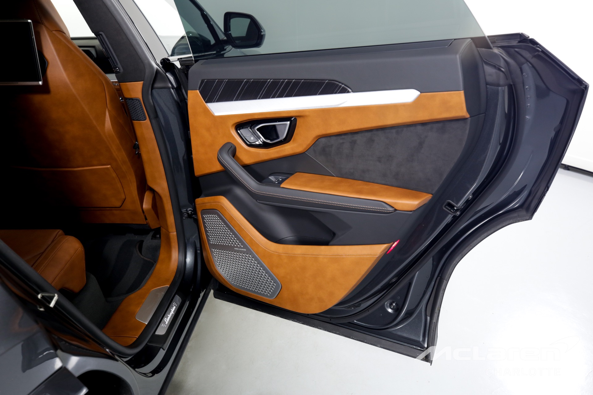 Used 2019 Lamborghini Urus | Charlotte, NC