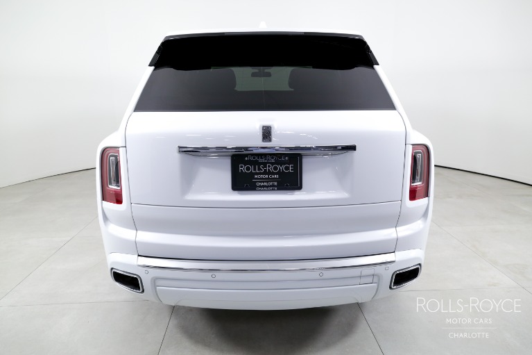 Used-2022-Rolls-Royce-Cullinan