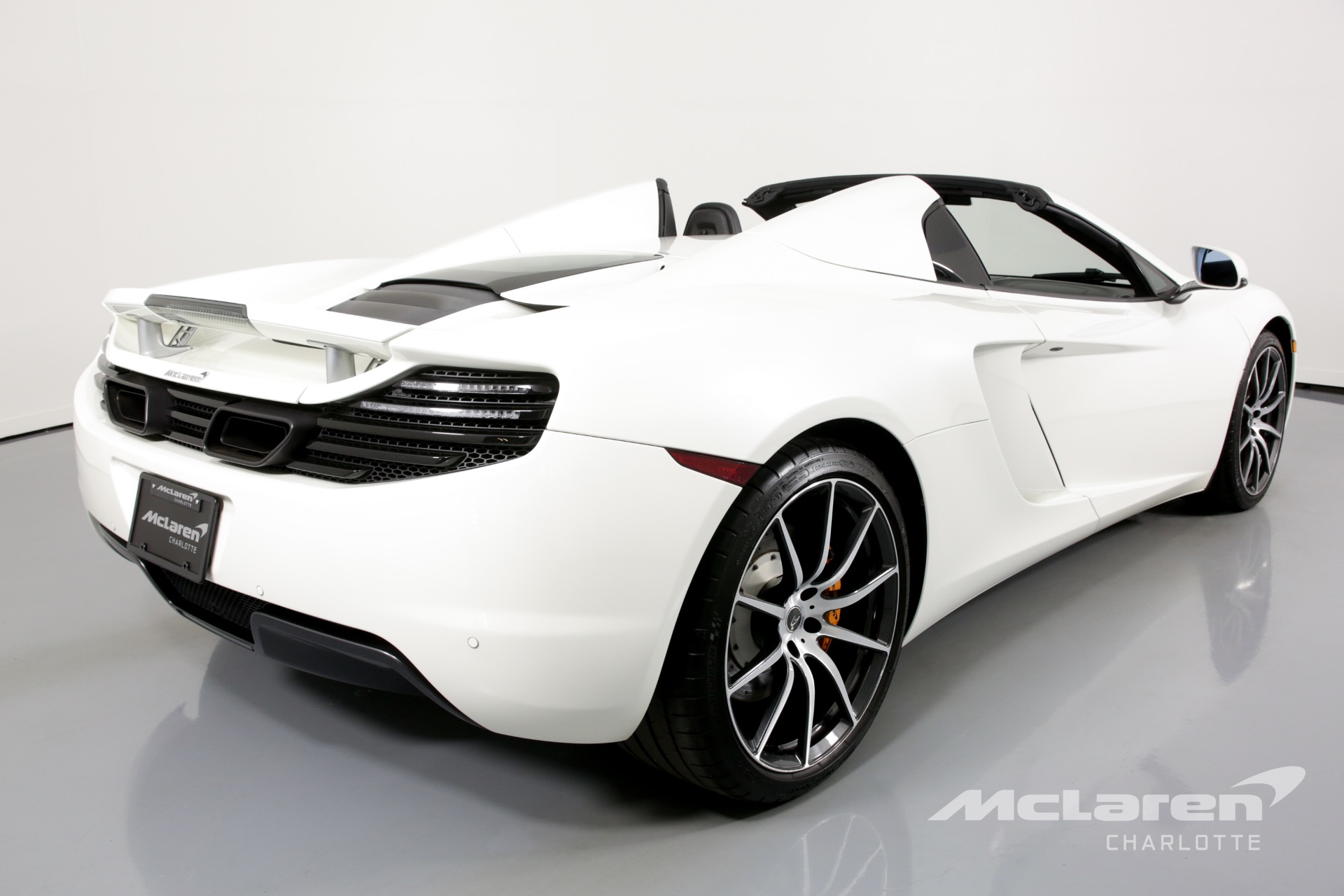 Used 2013 McLaren MP4-12C Spider | Charlotte, NC