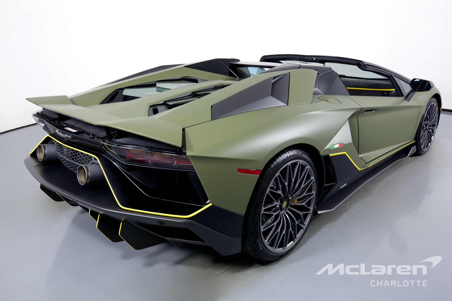 Used 2022 LAMBORGHINI AVENTADOR ULTIMAE | Charlotte, NC