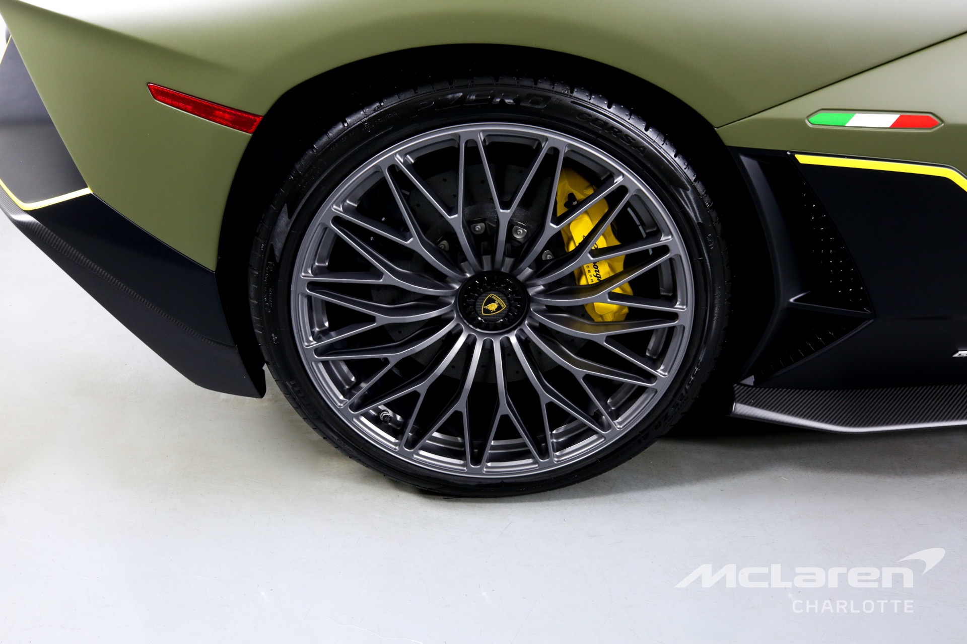 Used 2022 LAMBORGHINI AVENTADOR ULTIMAE | Charlotte, NC