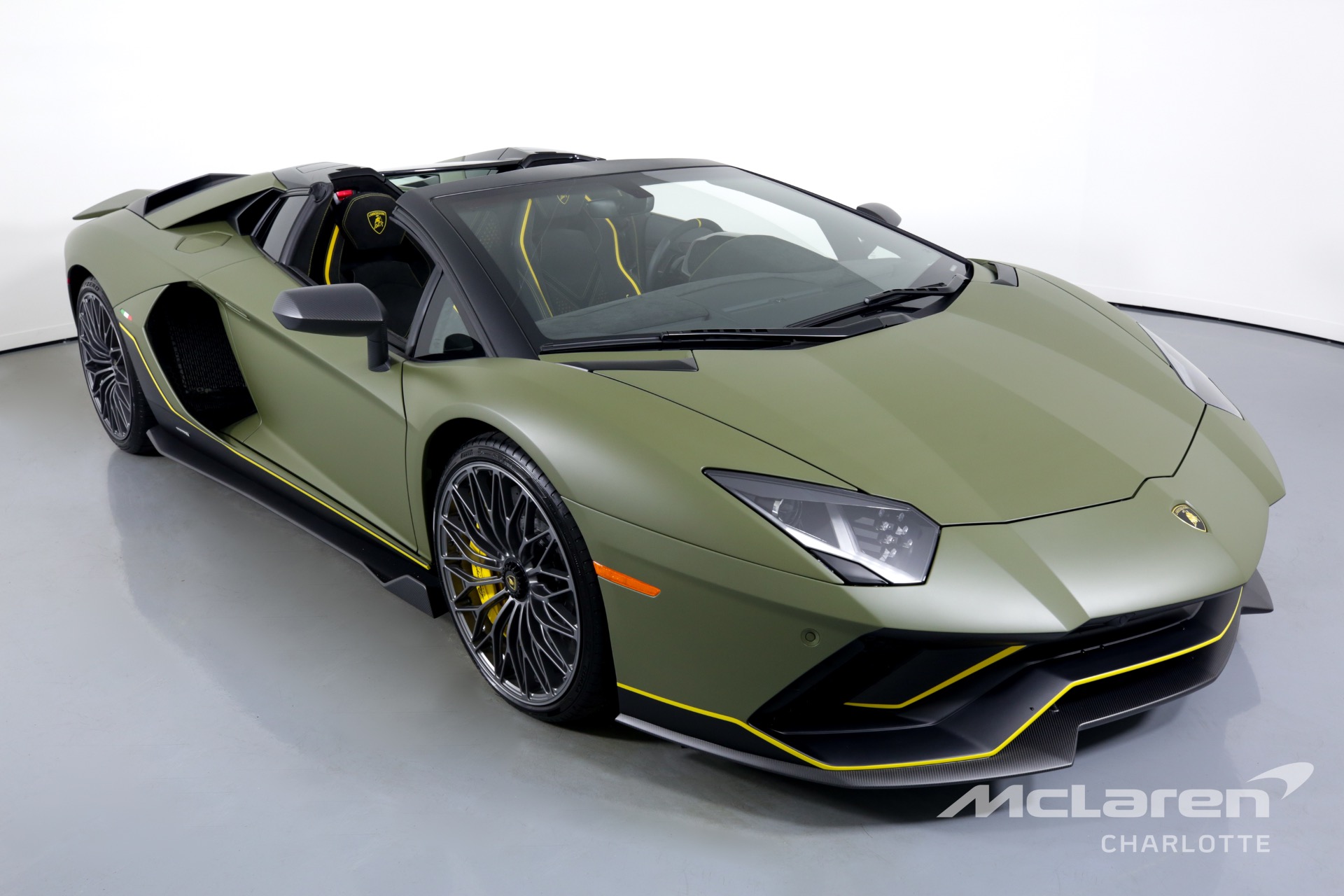 Used 2022 LAMBORGHINI AVENTADOR ULTIMAE | Charlotte, NC