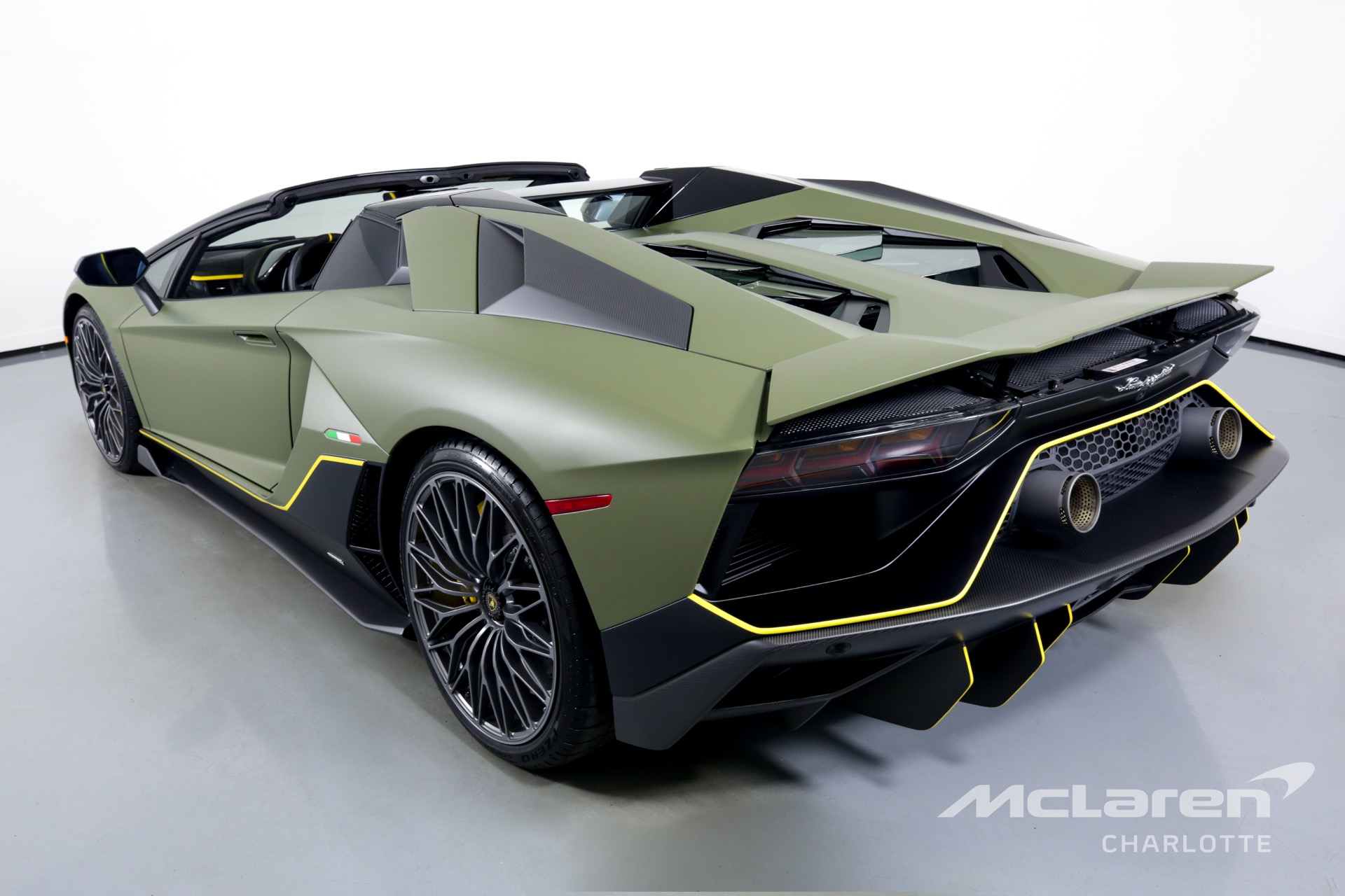 Used 2022 LAMBORGHINI AVENTADOR ULTIMAE | Charlotte, NC