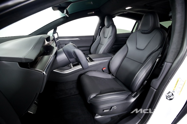 Used-2022-Tesla-Model-X-Plaid