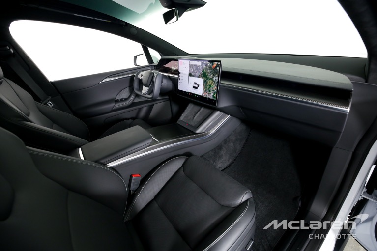 Used-2022-Tesla-Model-X-Plaid
