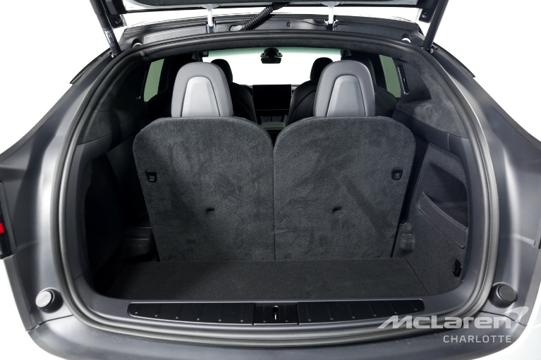 Used-2022-Tesla-Model-X-Plaid