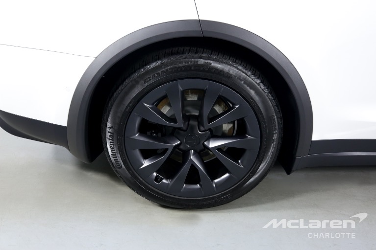 Used-2022-Tesla-Model-X-Plaid