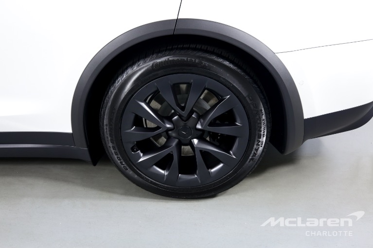 Used-2022-Tesla-Model-X-Plaid