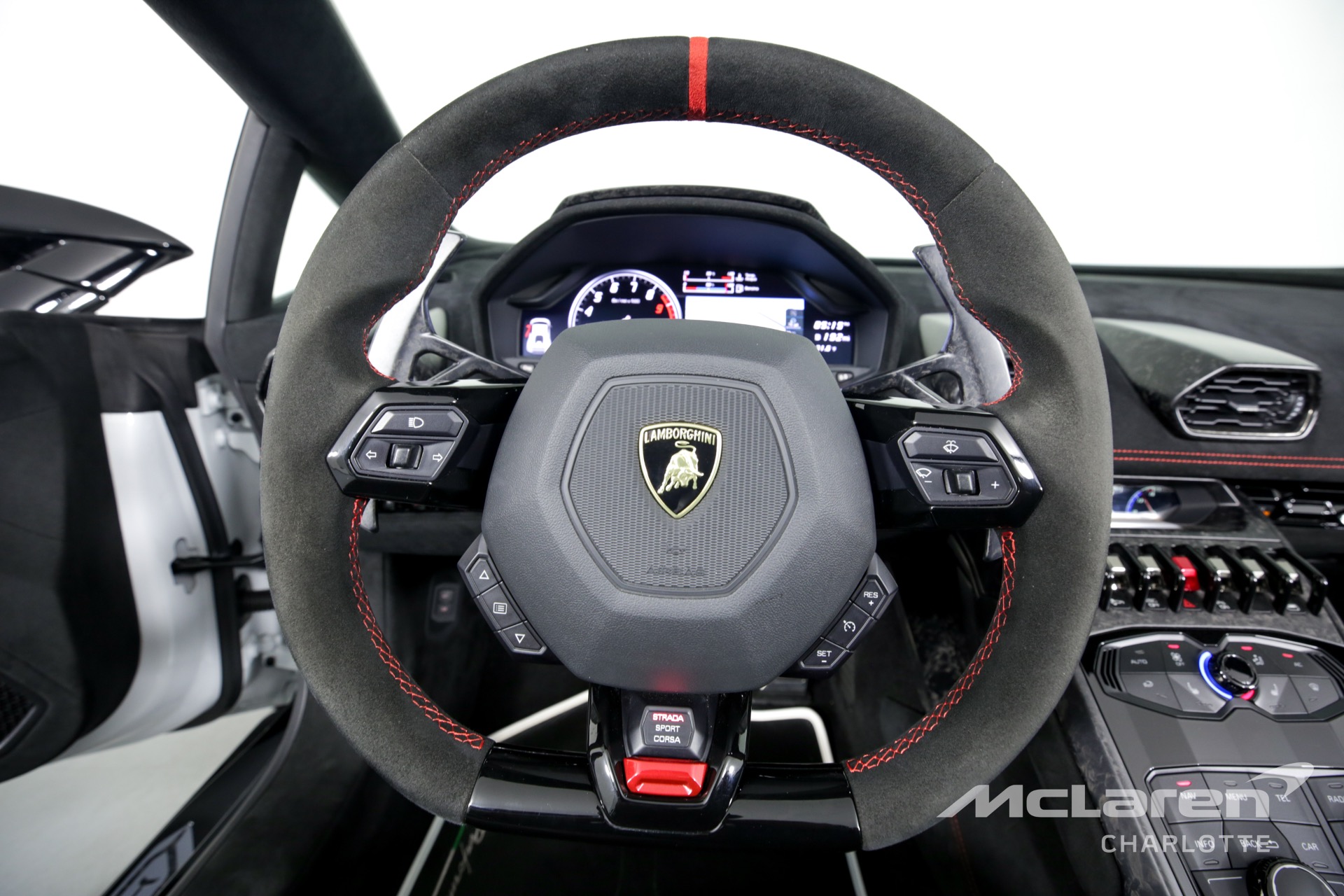 Used 2018 Lamborghini Huracan LP 640-4 Performante Spyder | Charlotte, NC