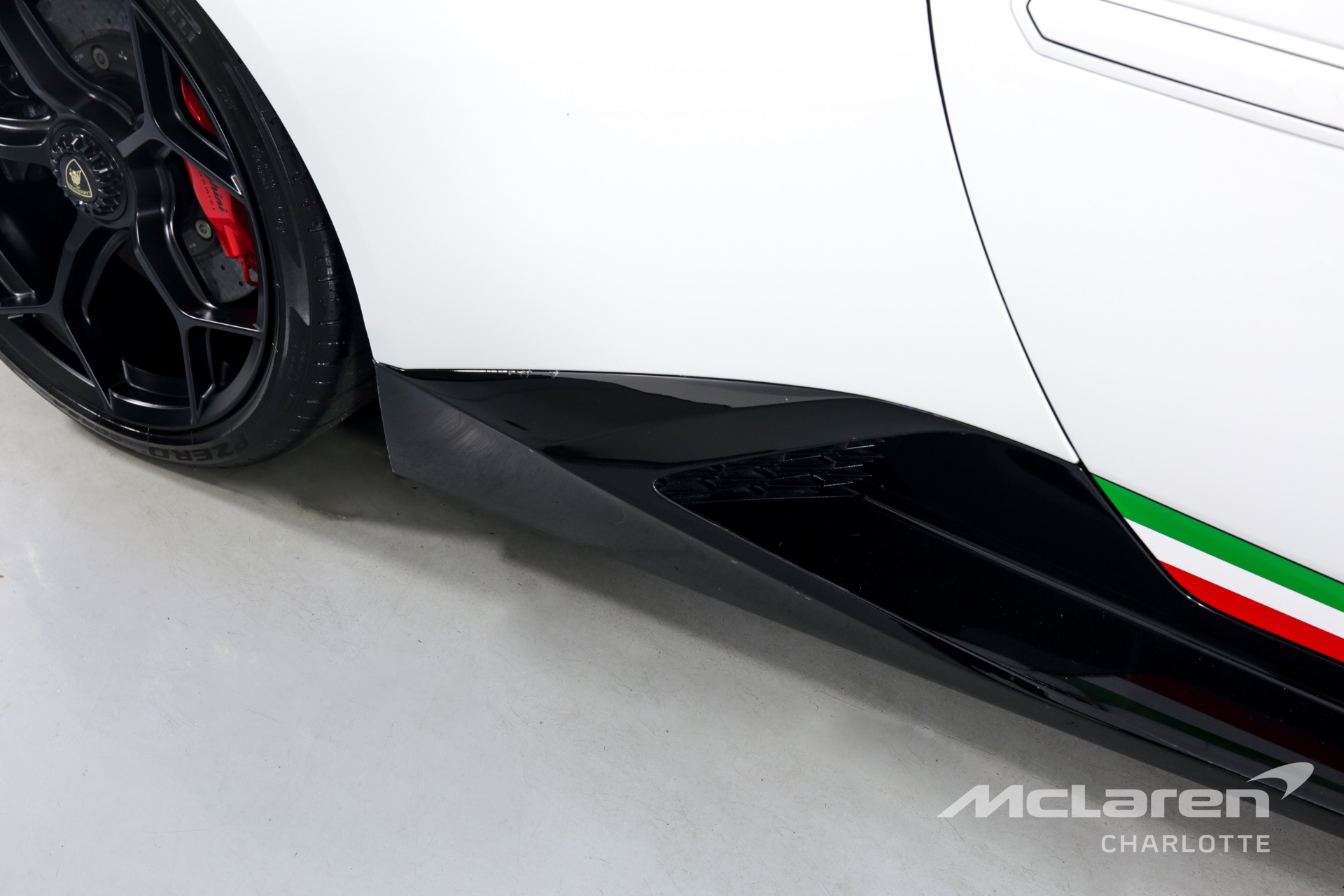 Used 2018 Lamborghini Huracan LP 640-4 Performante Spyder | Charlotte, NC