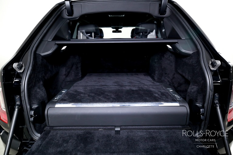 Used-2020-Rolls-Royce-Cullinan-Black-Badge