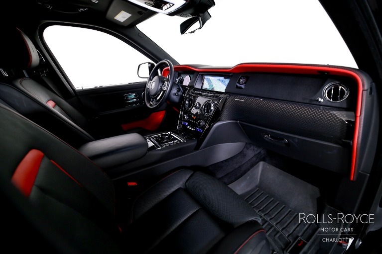 Used-2020-Rolls-Royce-Cullinan-Black-Badge