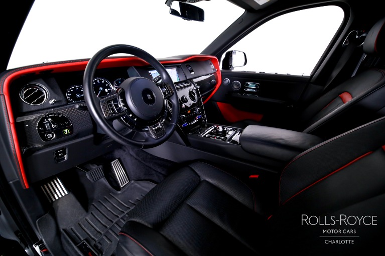 Used-2020-Rolls-Royce-Cullinan-Black-Badge