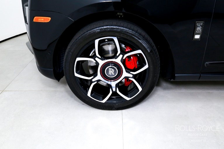 Used-2020-Rolls-Royce-Cullinan-Black-Badge