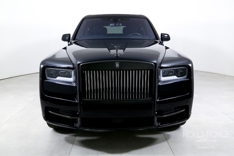 Used-2020-Rolls-Royce-Cullinan-Black-Badge