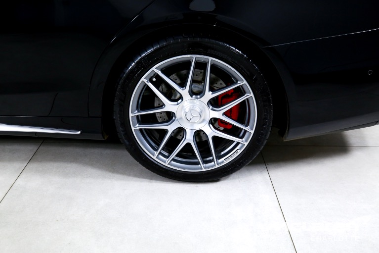 Used-2019-Mercedes-Benz-S-Class-AMG-S-63