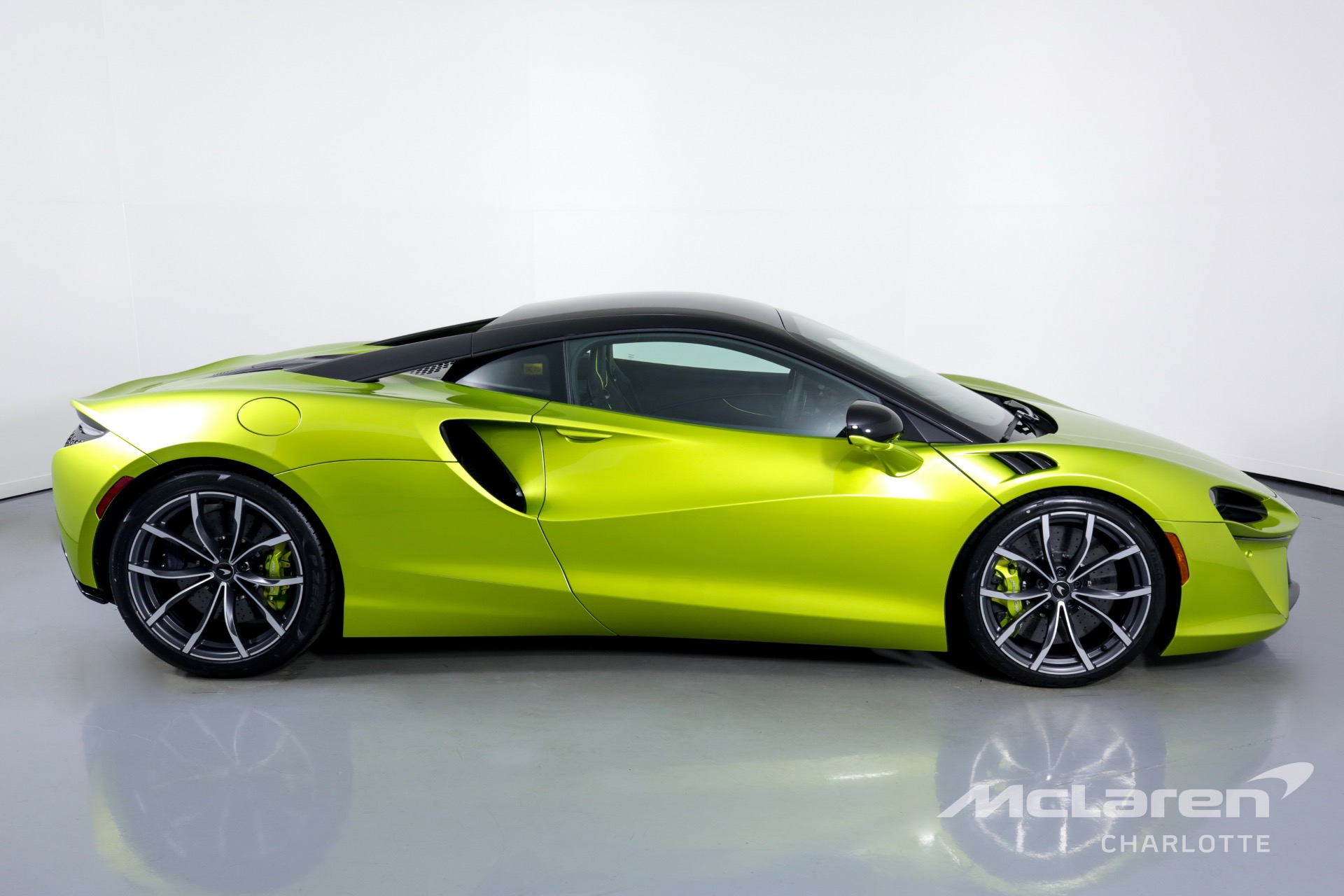 New 2023 MCLAREN ARTURA | Charlotte, NC