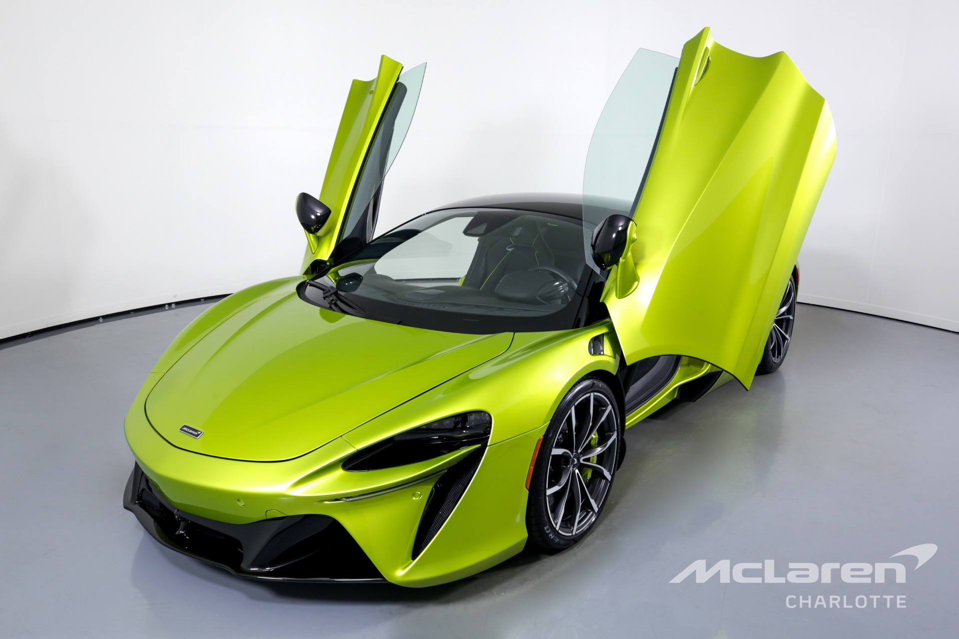 New 2023 MCLAREN ARTURA | Charlotte, NC