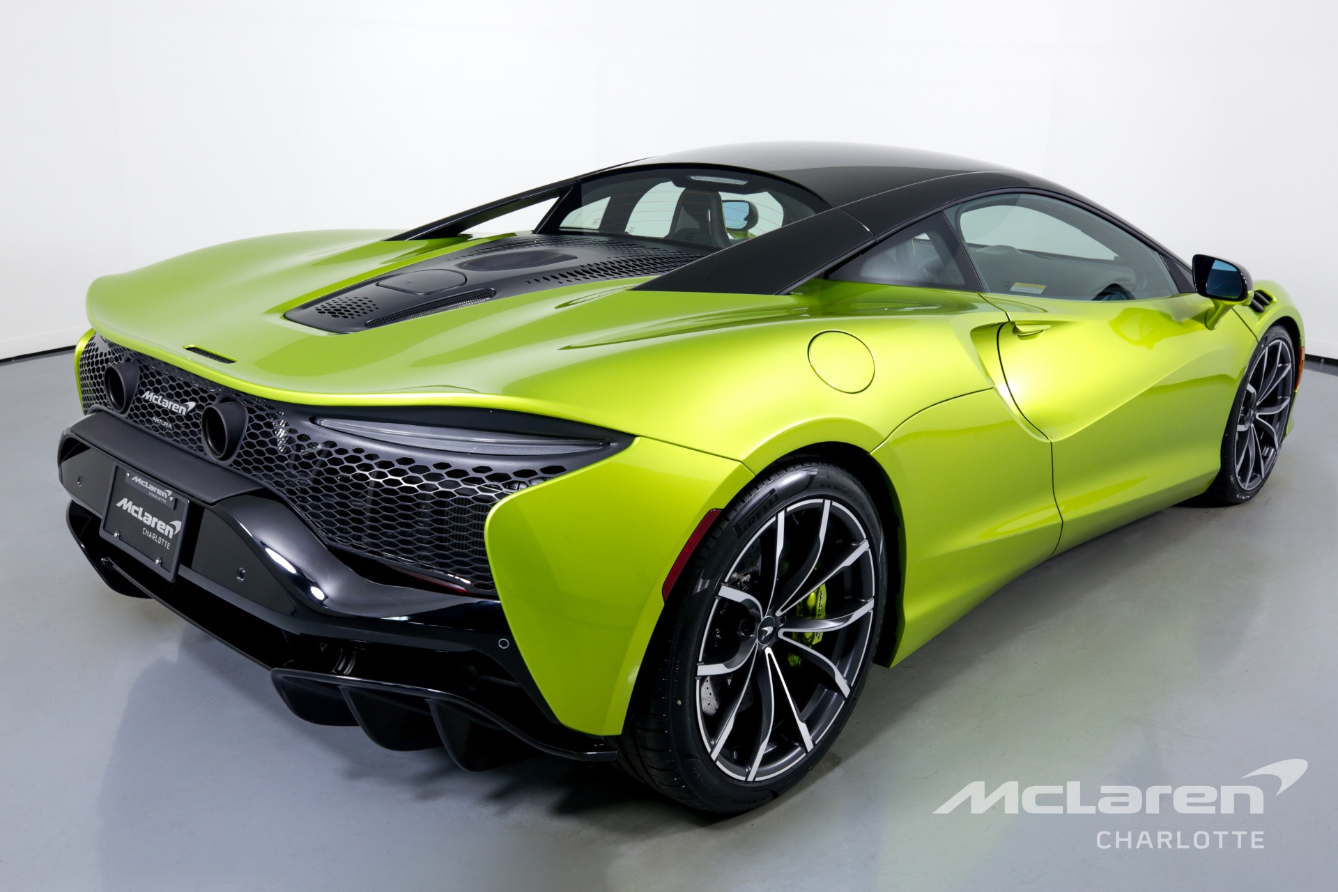 New 2023 McLaren Artura For Sale (297,842) McLaren Charlotte Stock 000142