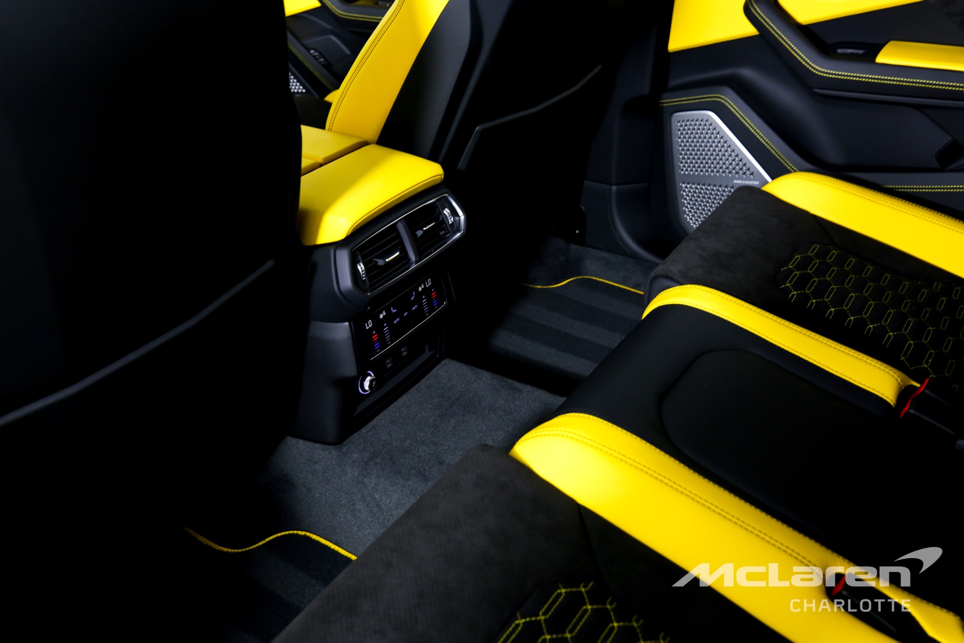 Used 2022 LAMBORGHINI URUS | Charlotte, NC