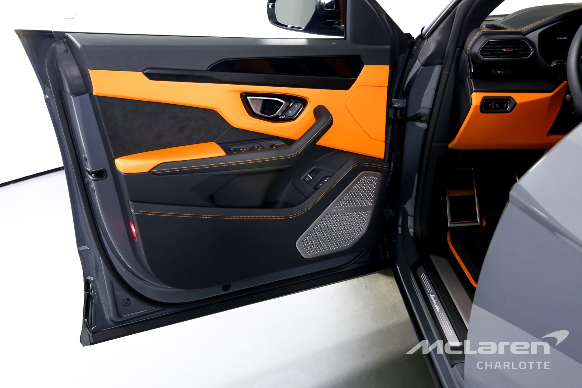 Used 2022 LAMBORGHINI URUS | Charlotte, NC