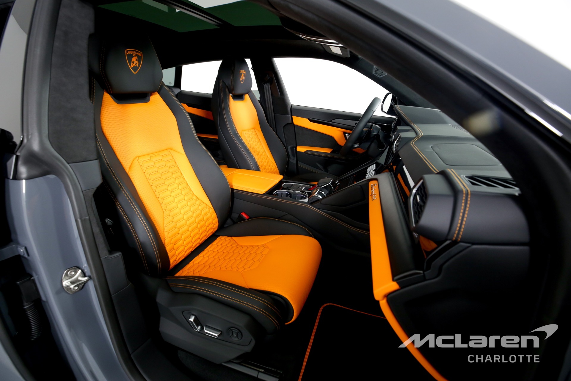 Used 2022 LAMBORGHINI URUS | Charlotte, NC