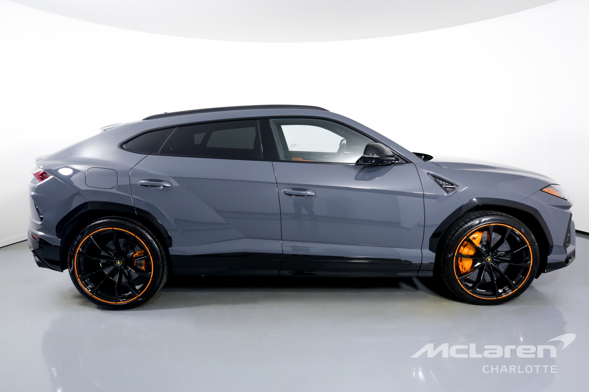 Used 2022 LAMBORGHINI URUS | Charlotte, NC