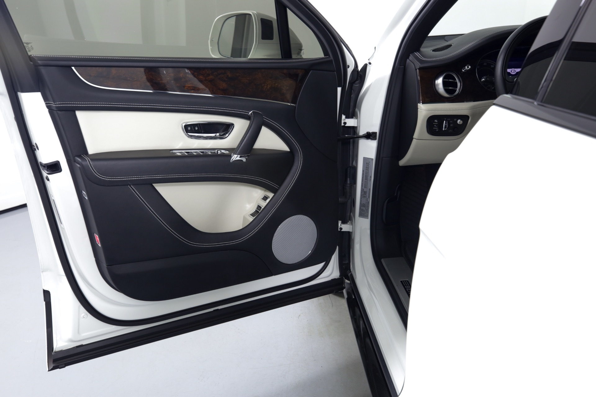 Used 2018 Bentley Bentayga | Charlotte, NC