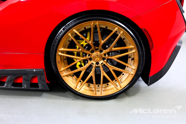 Used-2021-Ferrari-F8-Spider
