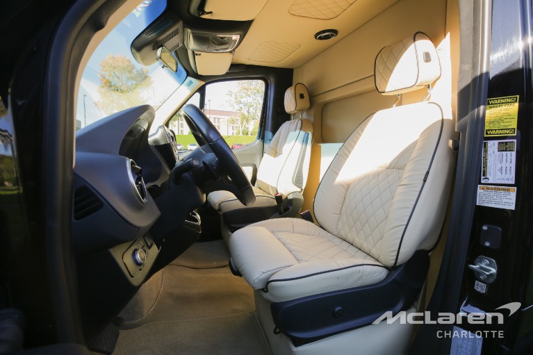 Used-2021-Mercedes-Benz-Sprinter-3500