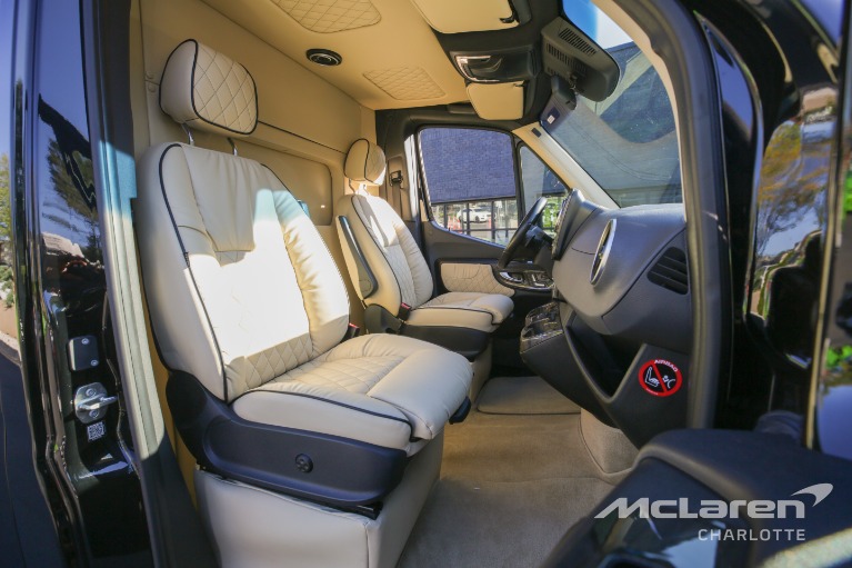 Used-2021-Mercedes-Benz-Sprinter-3500
