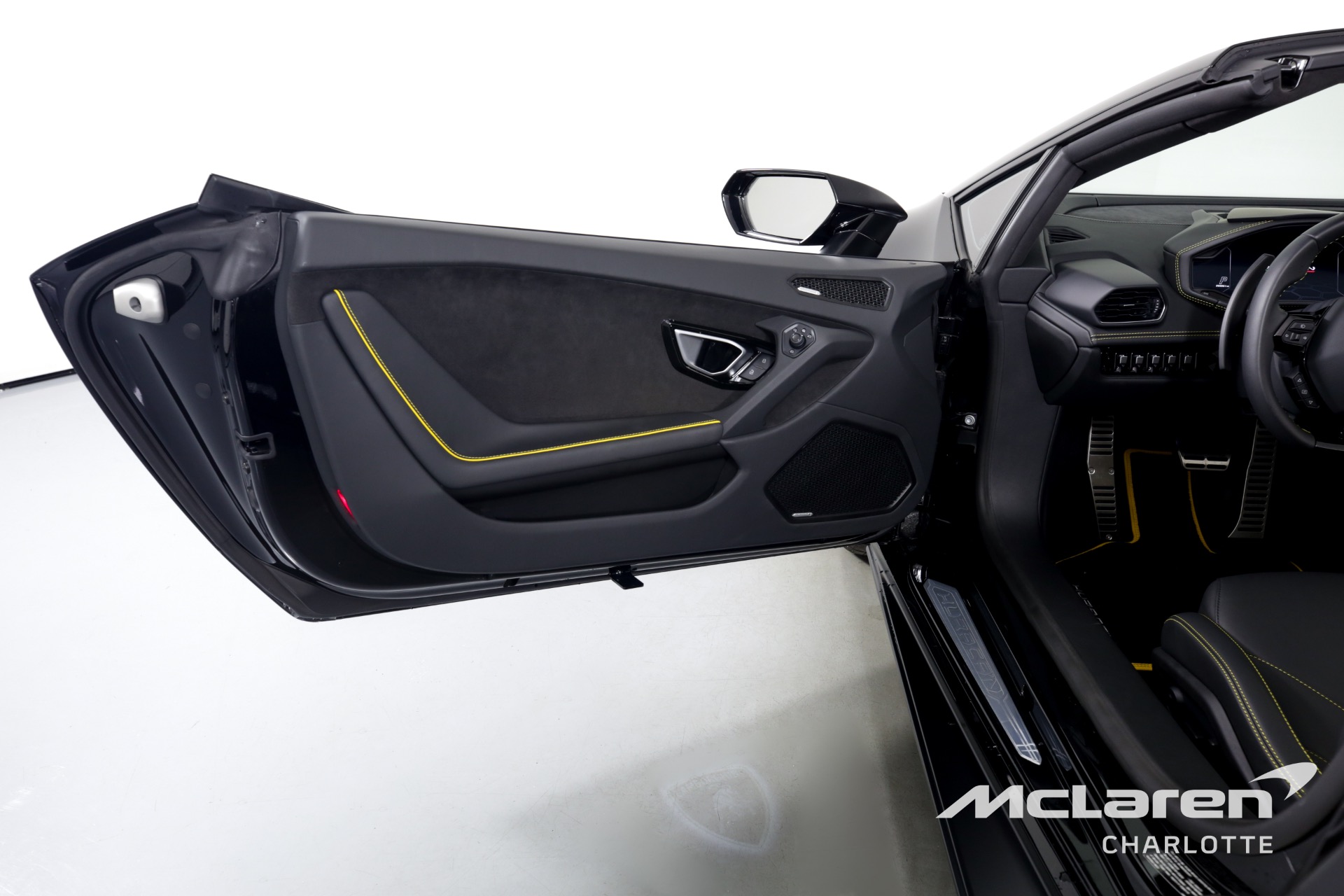 Used 2022 LAMBORGHINI HURACAN EVO | Charlotte, NC