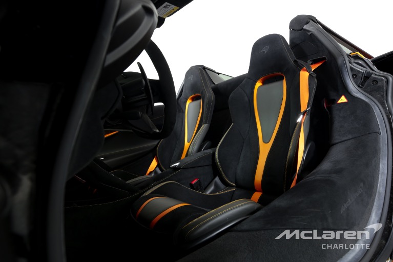 Used-2020-McLaren-720S-Spider-Performance