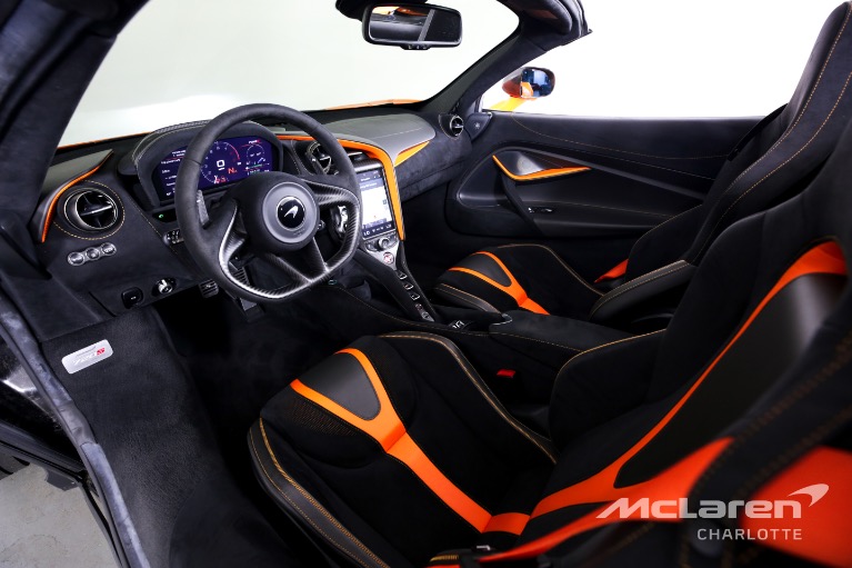 Used-2020-McLaren-720S-Spider-Performance