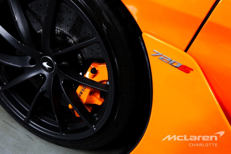 Used-2020-McLaren-720S-Spider-Performance