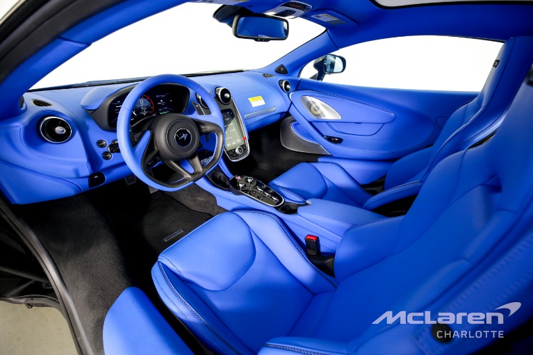 New-2022-McLaren-GT